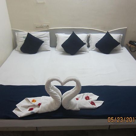 Sree Vaibhav Residency Hotell Tirupati Eksteriør bilde