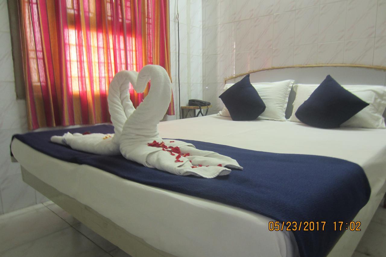 Sree Vaibhav Residency Hotell Tirupati Eksteriør bilde