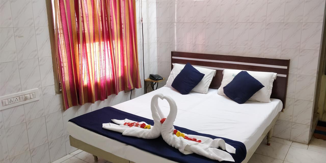 Sree Vaibhav Residency Hotell Tirupati Eksteriør bilde